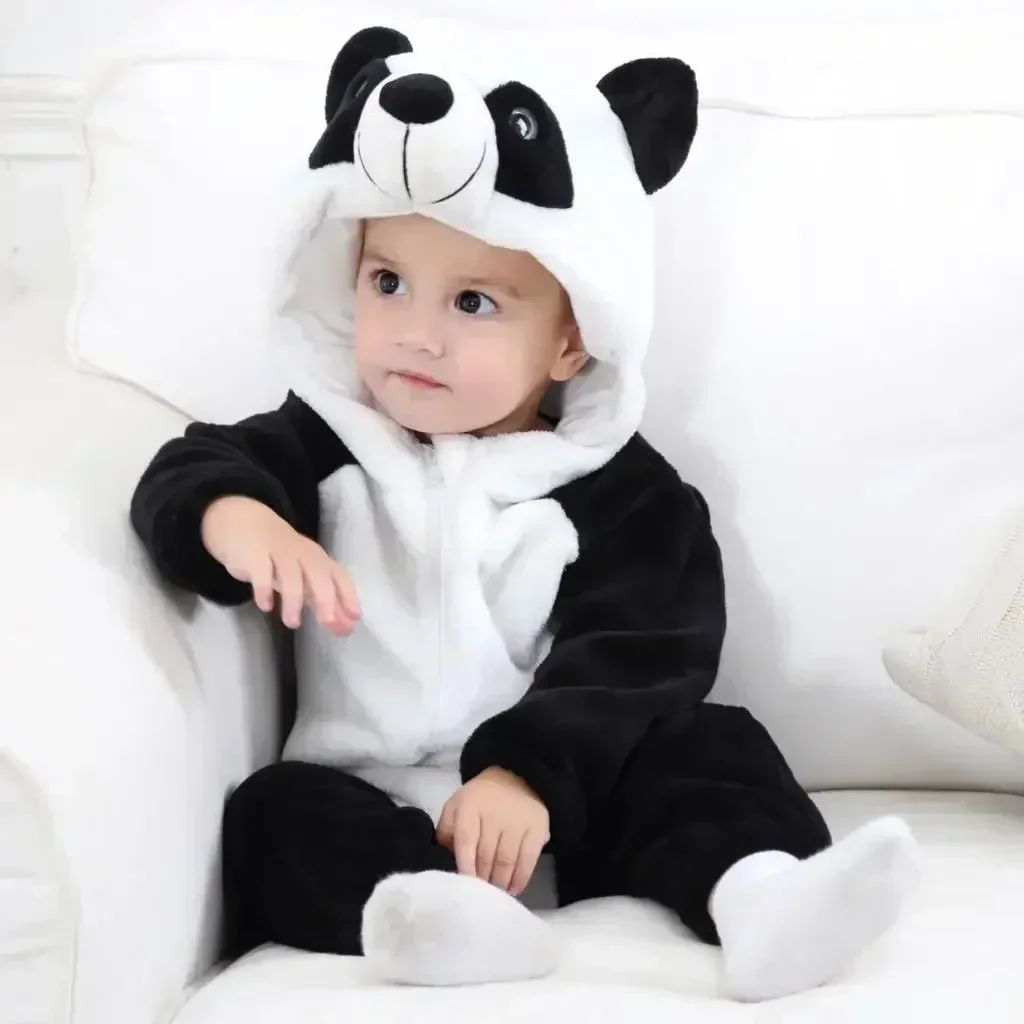 Mini Fashion – Dyrenes drømmeland – Onesie med dyr for barn