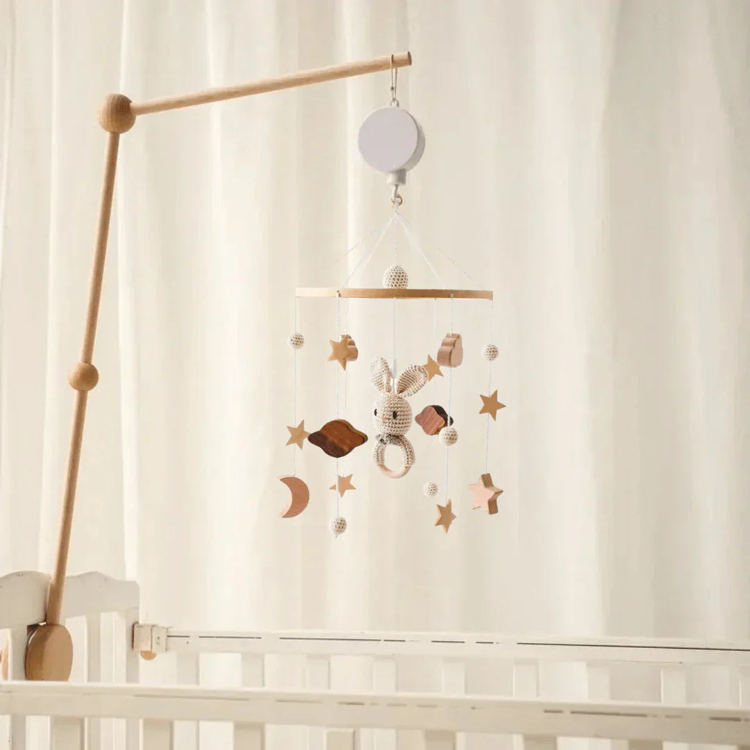 LittleNest – Naturlig ro – Babymobil i tre