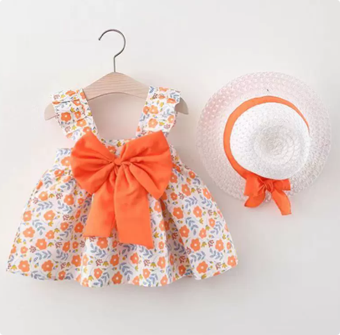 Mini Fashion – Søt og sommerlig – Fruktkjole (inkluderer GRATIS stråhatt)