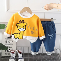 Thumbnail for Mini Fashion – Myk og tøff – Sett med barneklær