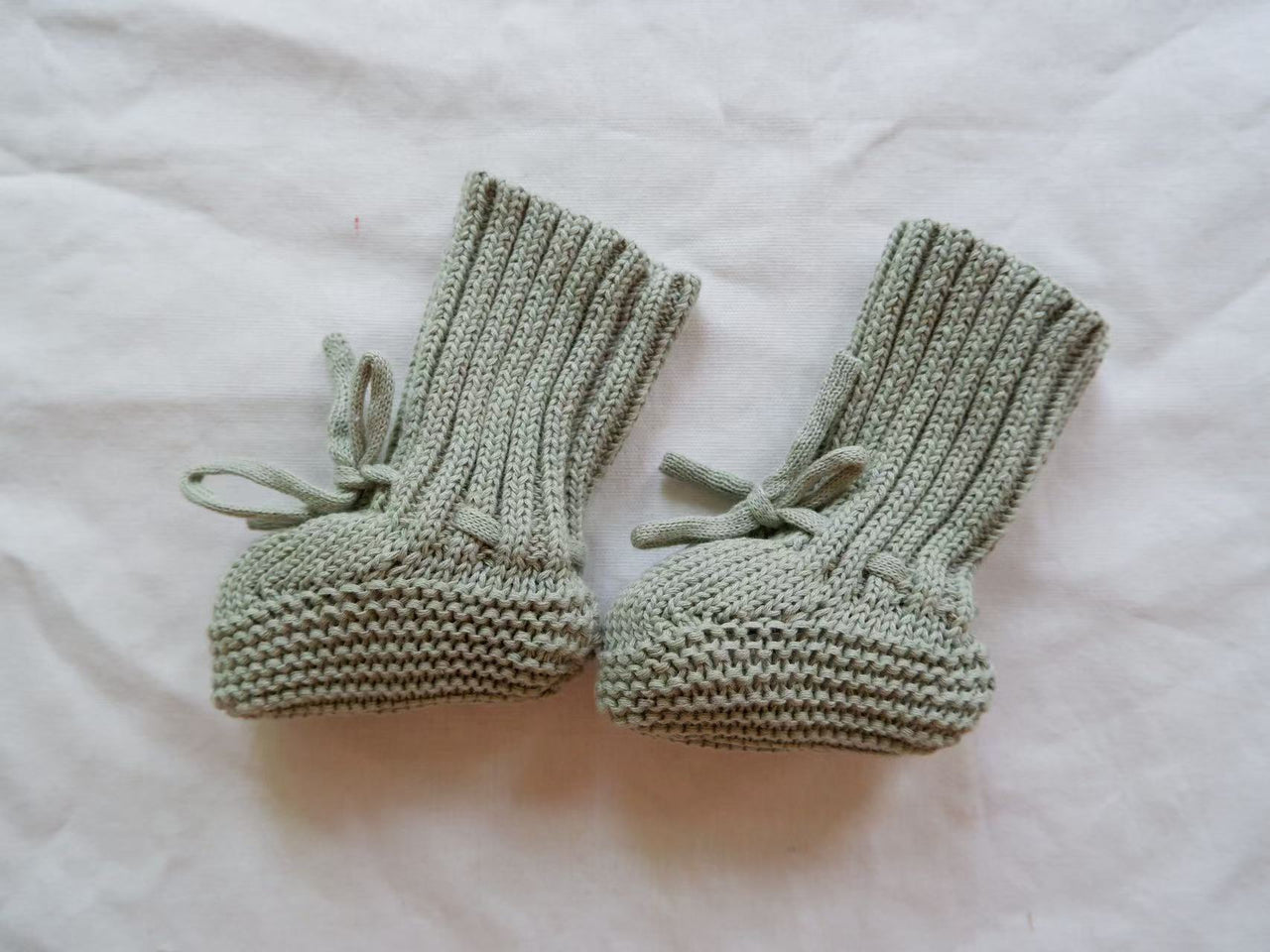Mini Fashion - Varm og stilig - Strikkede babytøfler