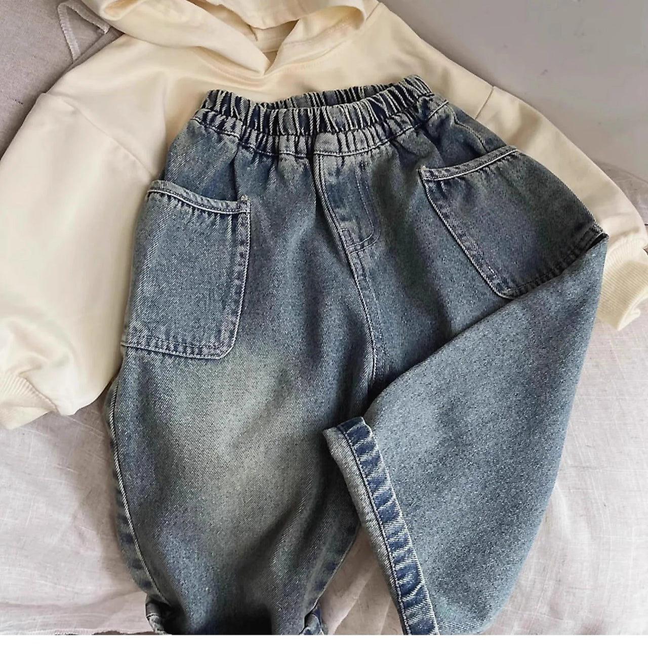 Mini Fashion - Jeans med rette ben - komfort og mote hånd i hånd