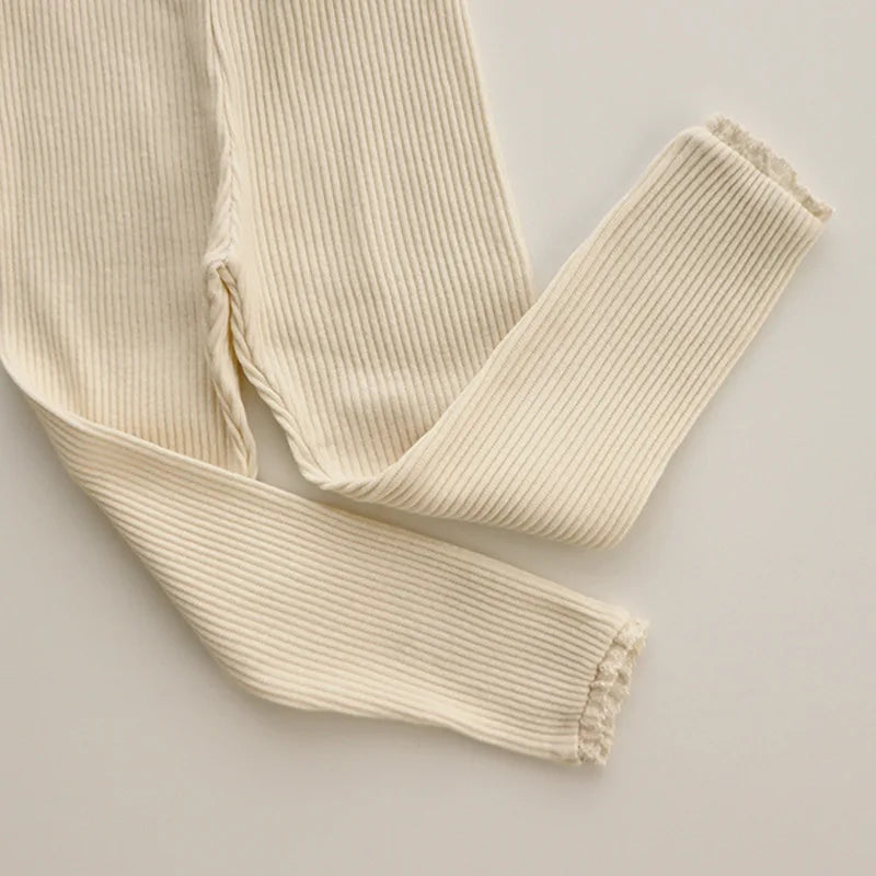 Mini Fashion - Myk og komfortabel - Leggings i ribbestrikk