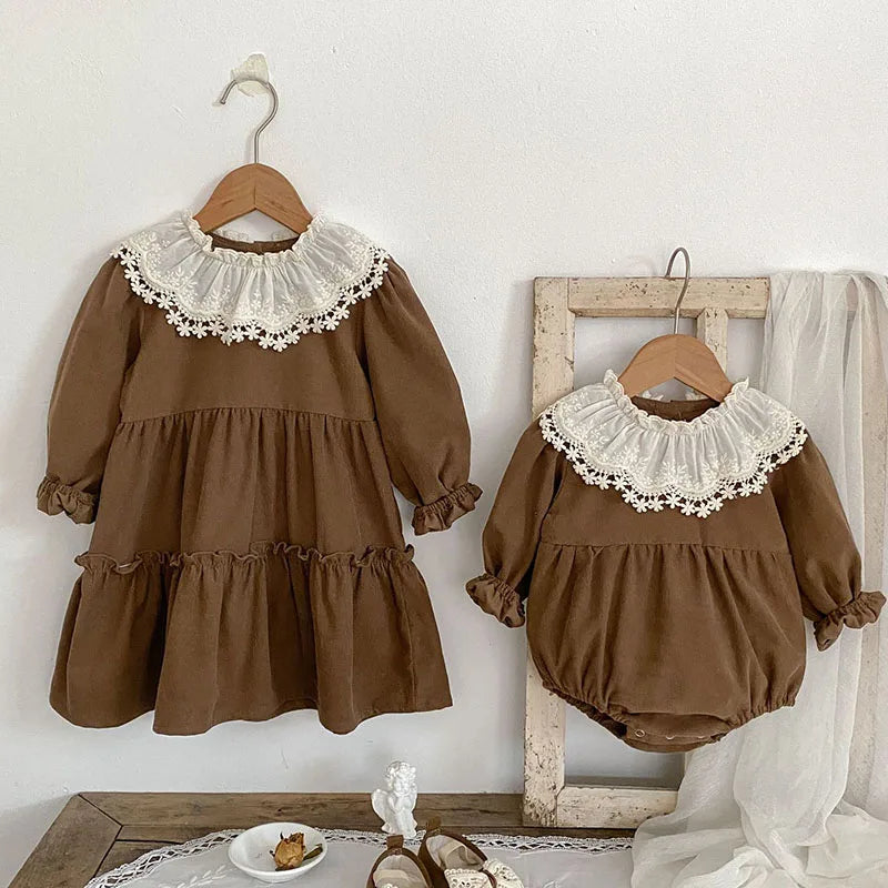 Mini Fashion - Komfortable og stilige - vårlige Romper-kjoler til barn