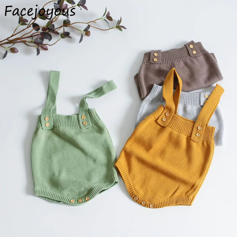 Mini Fashion - Søt strikket baby-omper