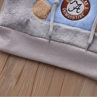 Thumbnail for CozyBear – Varmt og mykt – Treningsdrakt for barn med bjørnemotiv