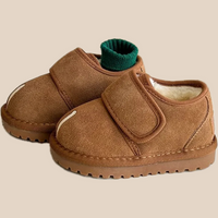 Thumbnail for CozyStep Kids – Varm og selvstendig – Djamena Klittenbandsko