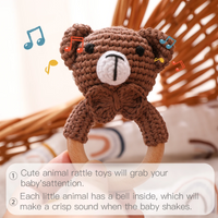 Thumbnail for CuddleRattle – Myk og leken – Heklet babyrangle med trering