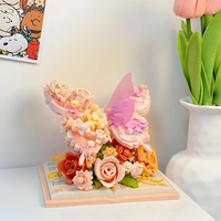 Thumbnail for BloomBook – Romantisk og kreativt – 3D-blomsterbok med roser og sommerfugler