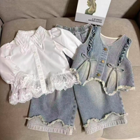 Thumbnail for DenimBelle – Trendy og søtt – 3-delers barnesett i denim
