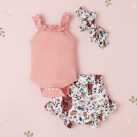 Thumbnail for Baby Girl Summer Outfit – Søtt og luftig – babysett