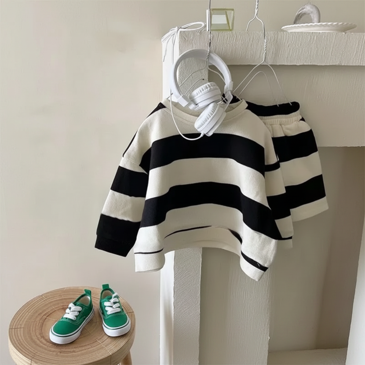 LittleStyle – Mykt og behagelig – Stripet Comfy-sett i bomull