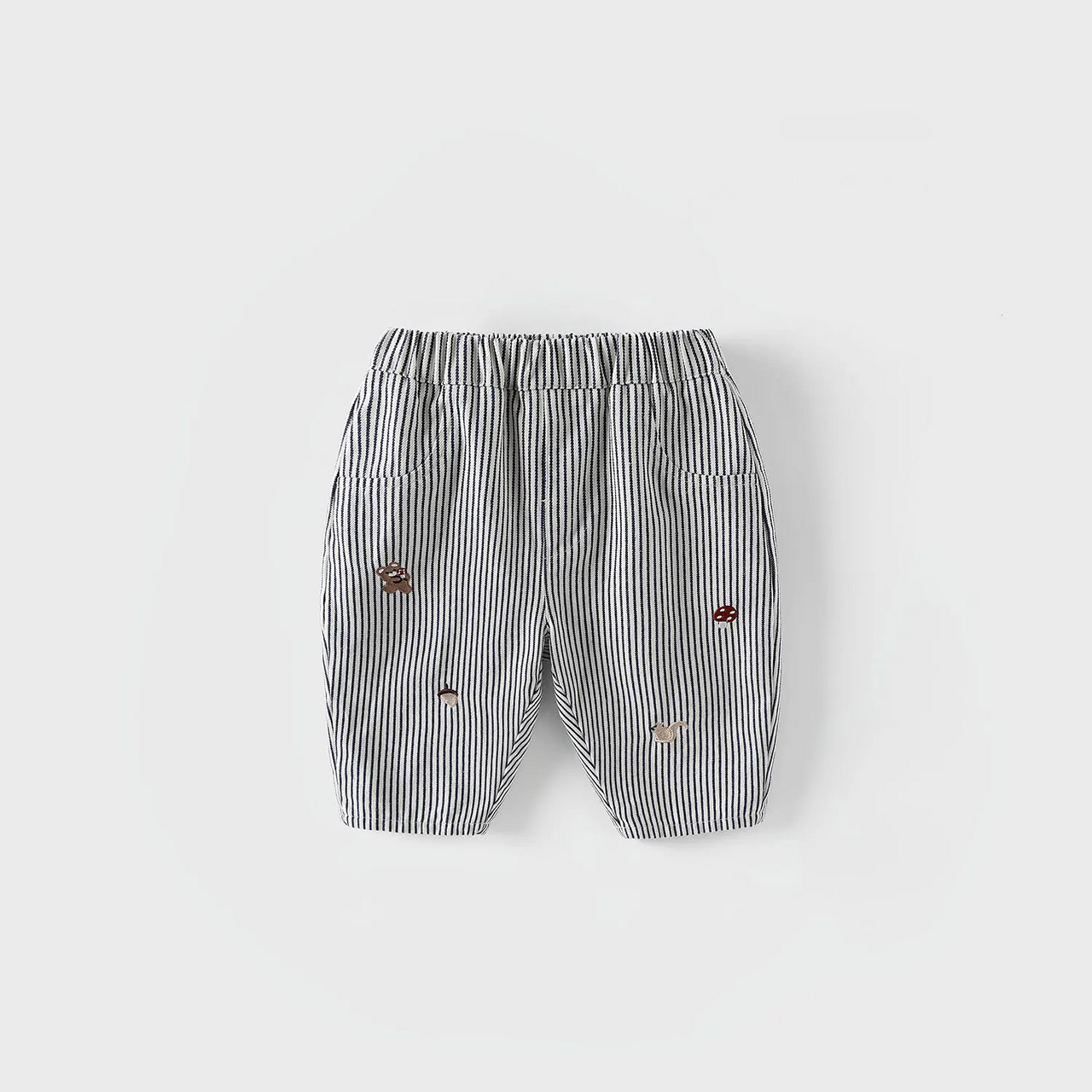 LittlePatch – Myke og behagelige – barnebukser med broderte detaljer