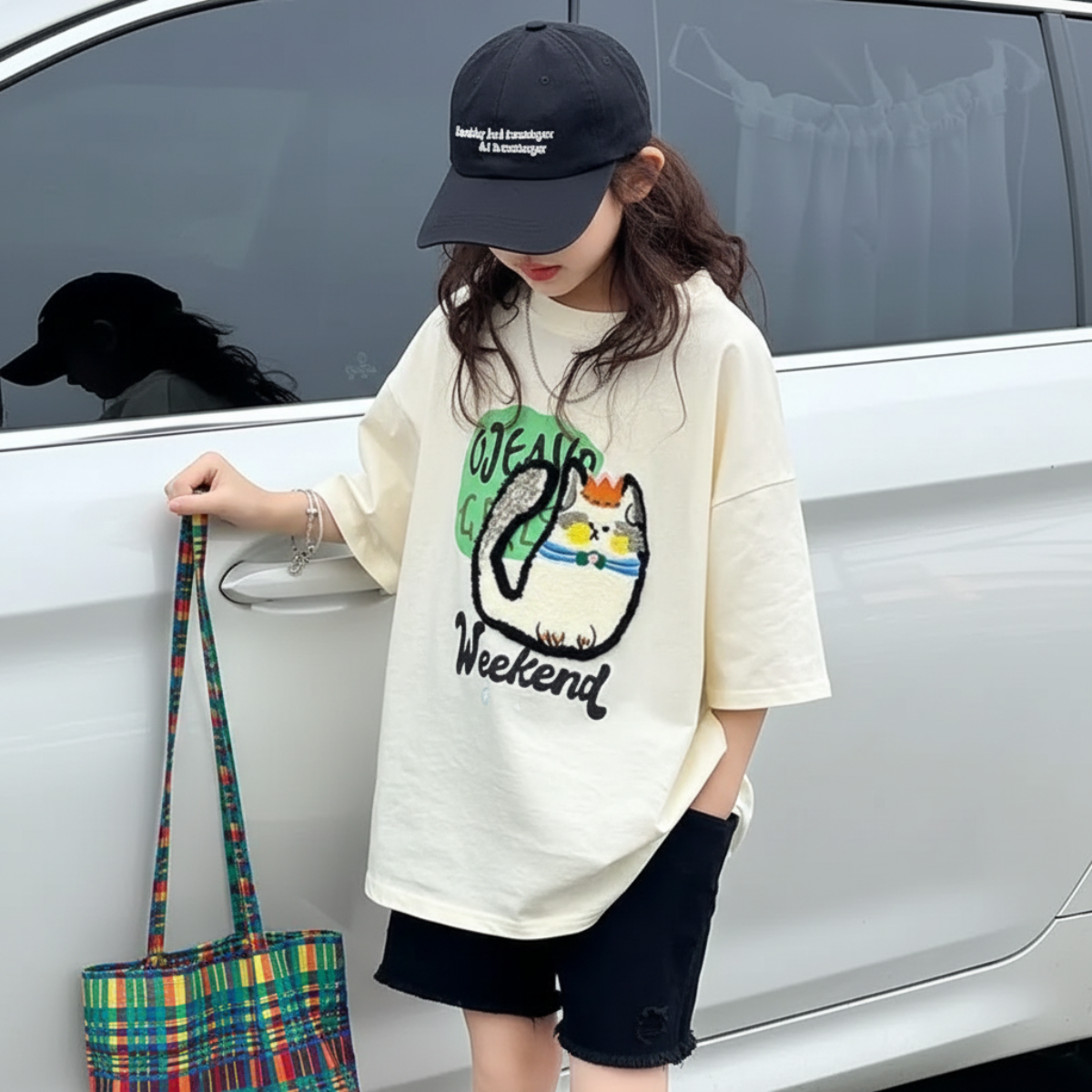 FunPaws – Lekent og stilig – Oversized T-skjorte med katteprint
