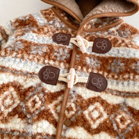Thumbnail for LittleWarm – Koselig og stilig – Vinterjakke med Fair Isle-mønster