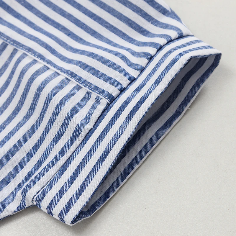 LittleClassic – Elegant og komfortabel – Linneskjorte for gutter med knappedetaljer