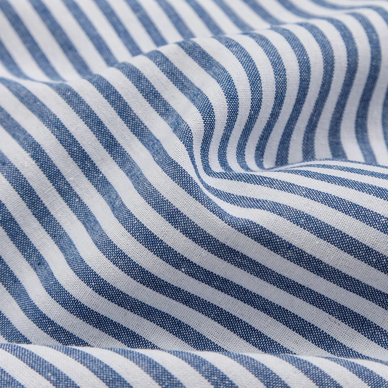 LittleClassic – Elegant og komfortabel – Linneskjorte for gutter med knappedetaljer