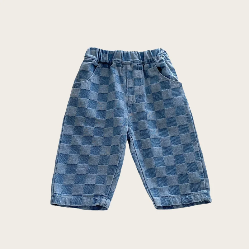 DenimCheck – Komfortable og trendy – barnebukser med rutemønster