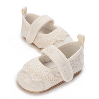 Thumbnail for PrincessLace – Elegant og søtt – babysko med blonder og borrelås