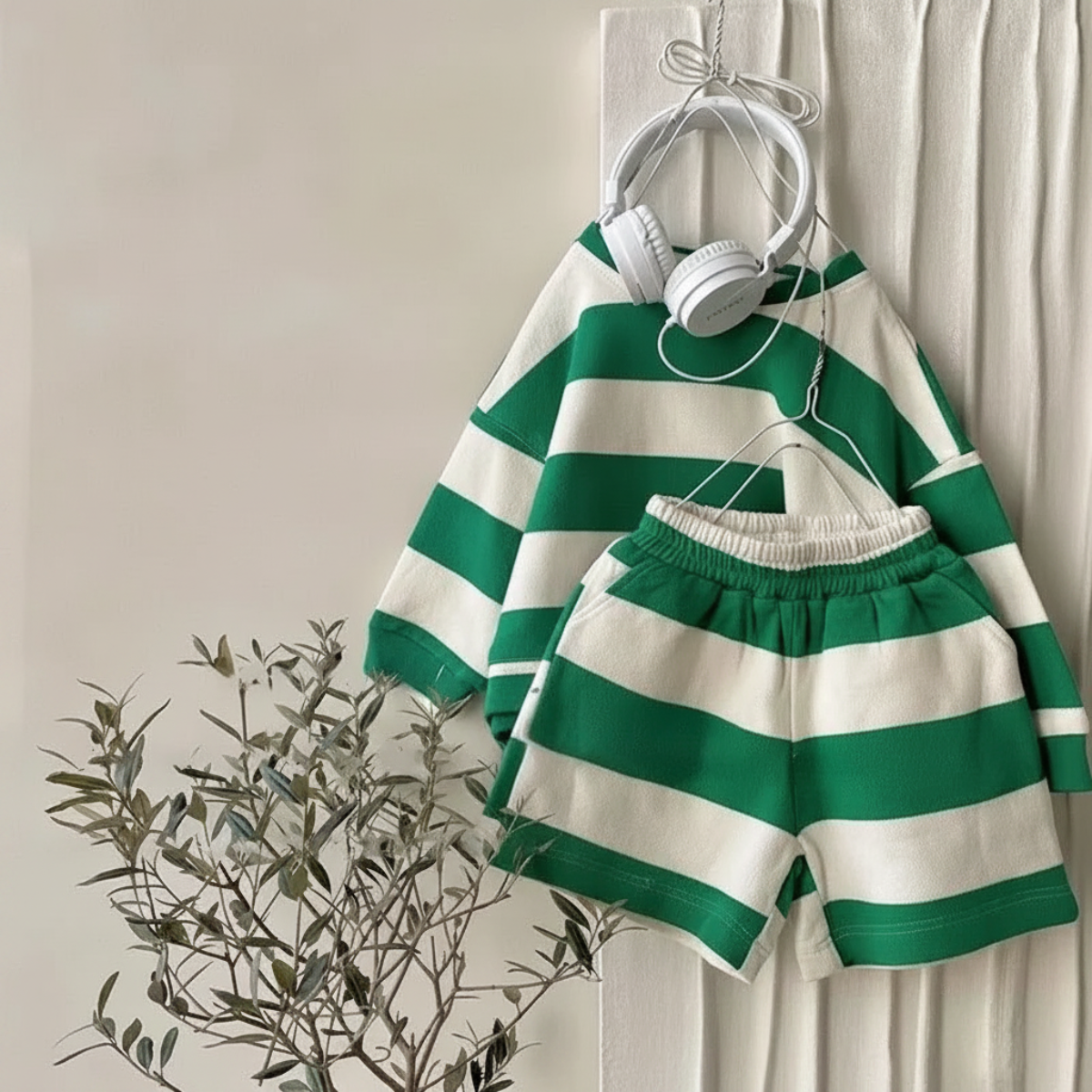 LittleStyle – Mykt og behagelig – Stripet Comfy-sett i bomull