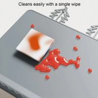 Thumbnail for BabySafe – Praktisk og hygienisk – Silikon-bordunderlag med opphøyd kant