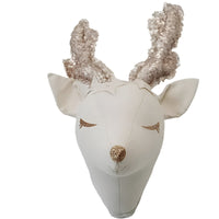 Thumbnail for PlayNest – Myke og lærerike – Plush Animal Wall Decor