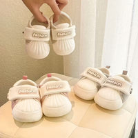 Thumbnail for TinySteps – Pustende og lette – Sommersandaler for babyer med sklisikker såle