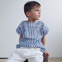 Thumbnail for LittleClassic – Elegant og komfortabel – Linneskjorte for gutter med knappedetaljer