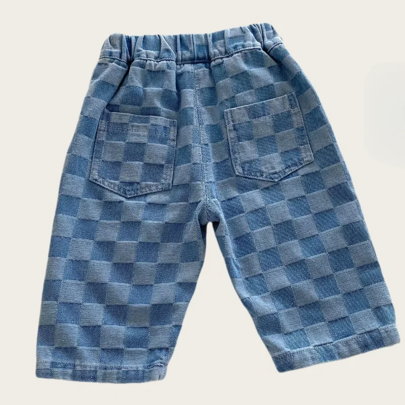 DenimCheck – Komfortable og trendy – barnebukser med rutemønster