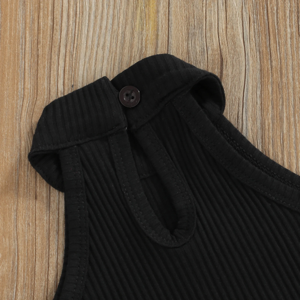 MiniFashionista – Elegant & Trender – Jentesett med topp, shorts og hofteveske