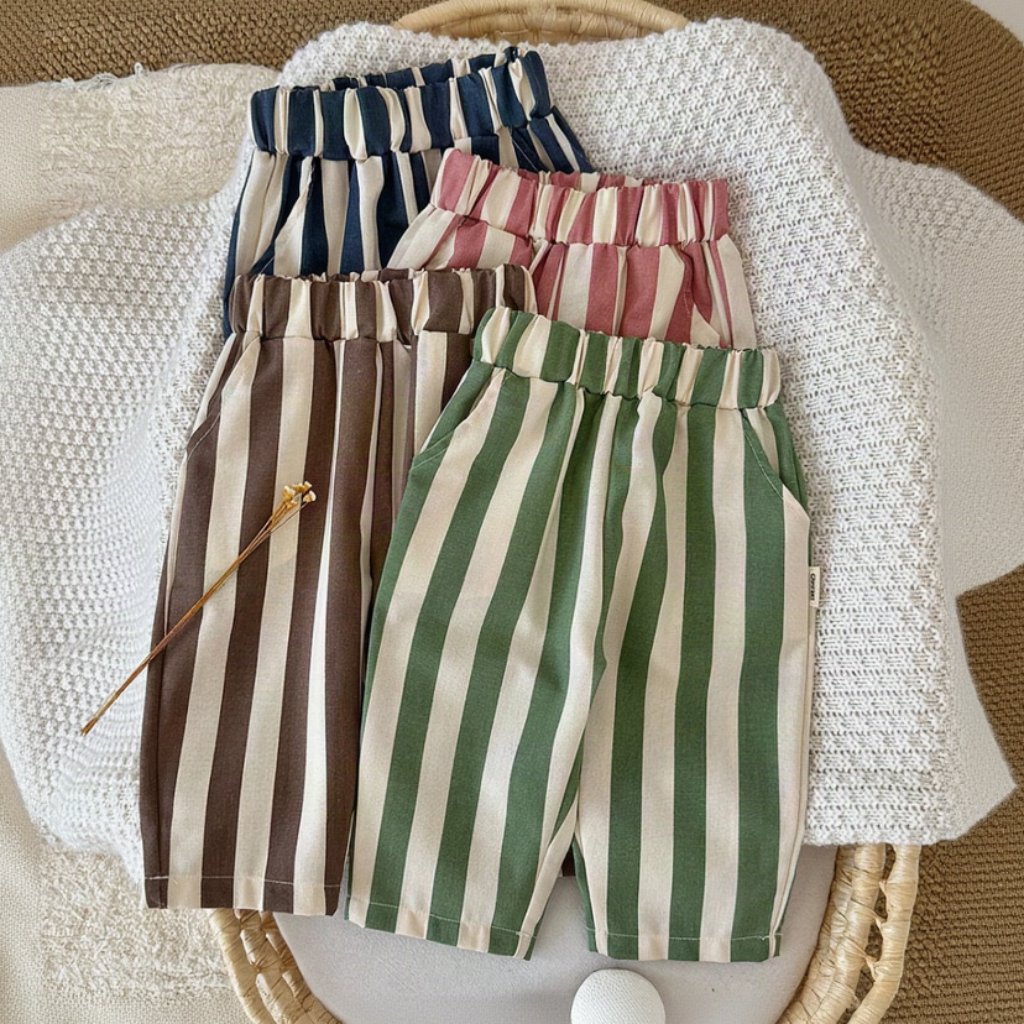 SoftStripe – Myk og behagelig – babybukser med stripete mønster