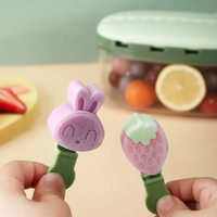 Thumbnail for LollyFun – Kreativt og praktisk – Isform i silikon med oppbevaringsboks