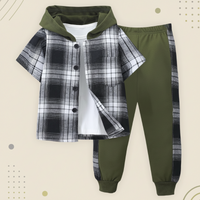 Thumbnail for Boys Checkered Outfit – Trendy og behagelig – Rutet barnesett