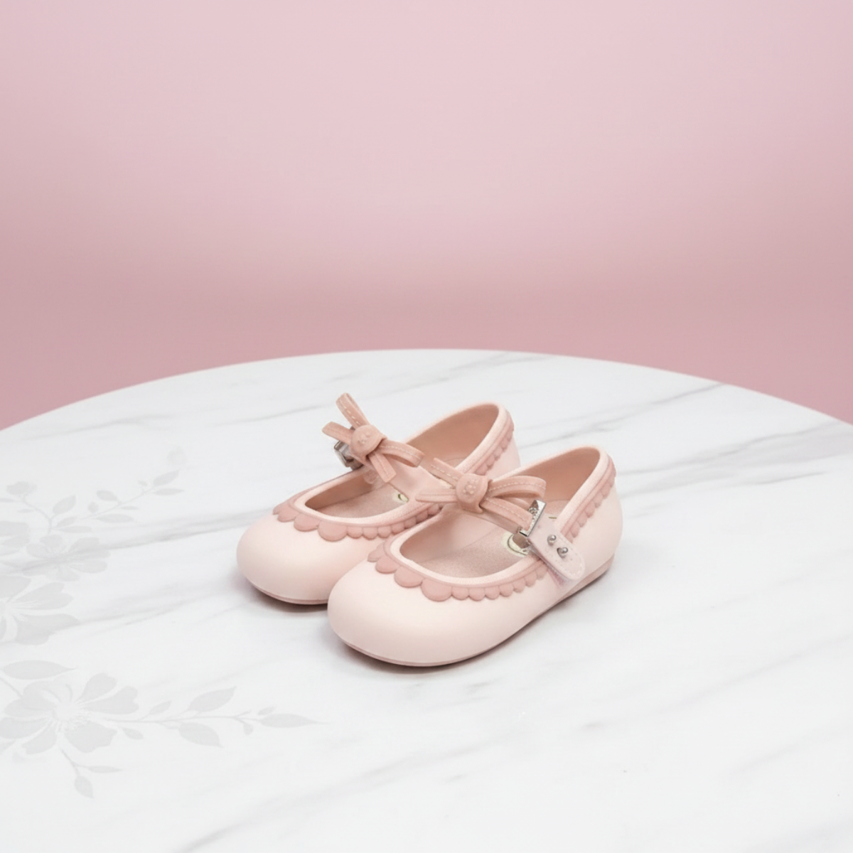 MiniChic – Eleganse og stil – barnesko med sløyfe