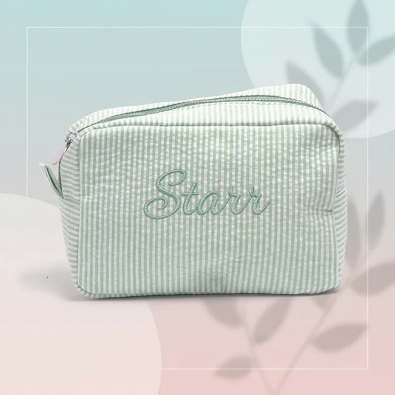Striped Name Pouch – Personlig og stilig – Sminkeveske