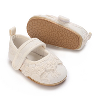 Thumbnail for PrincessLace – Elegant og søtt – babysko med blonder og borrelås