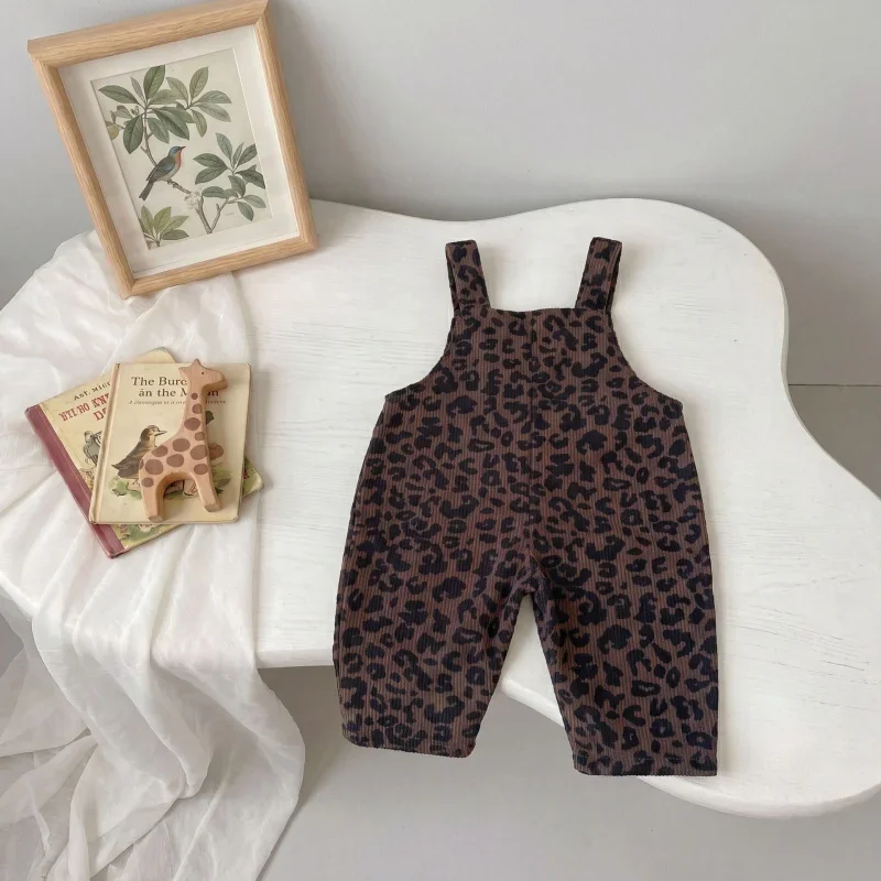 LeopardChic – Trendy og komfortable – Jentebukser med leopardmønster
