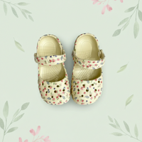 Thumbnail for FlowerFeet – Elegant og komfortabelt – Blomstersandaler