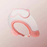 Thumbnail for SplashGuard –Komfortabel og praktisk – dusjhette til baby med ansiktsbeskyttelse