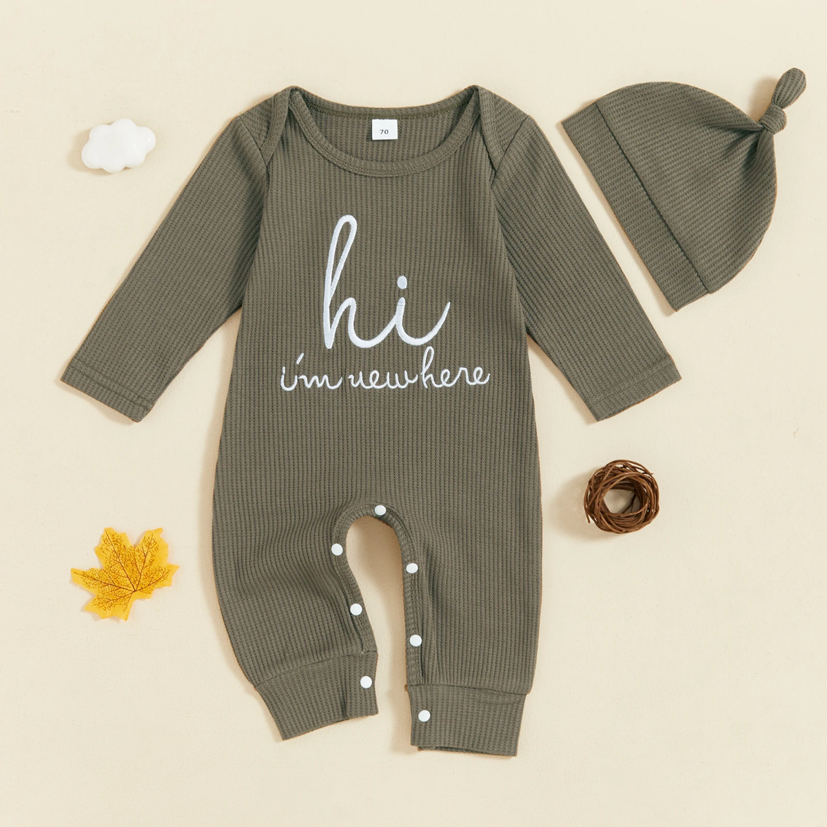CuddleBaby – Hei, jeg er ny her – Sett med babyjumpsuit og lue