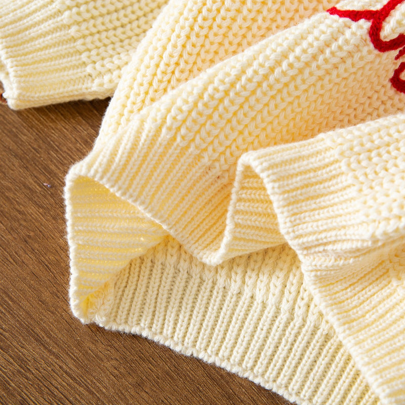 JoyKnit – Koselig og varm – Julegenser med tekst