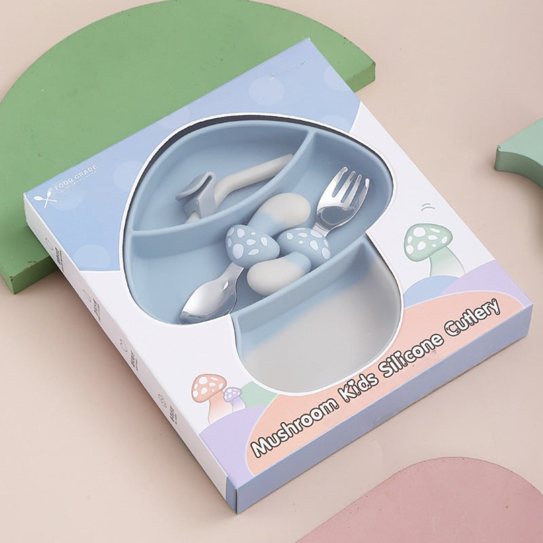 MiniMeal – Sikker og sklisikker – Silikon-småbarnsbestikk med bestikk