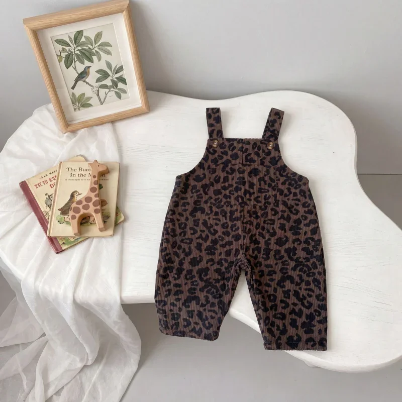 LeopardChic – Trendy og komfortable – Jentebukser med leopardmønster