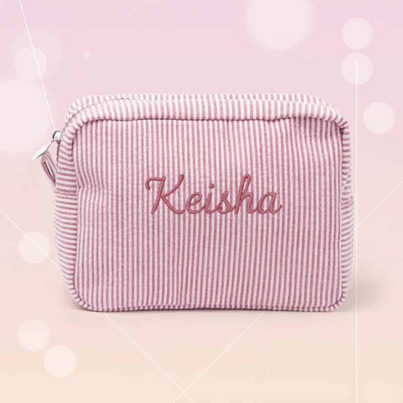 Striped Name Pouch – Personlig og stilig – Sminkeveske