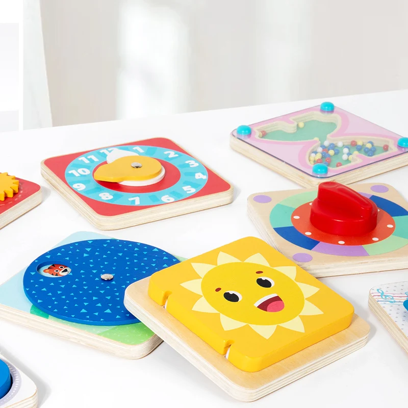 TinySkills – Kreativt og lærerikt – Montessori magnetisk aktivitetsbrett