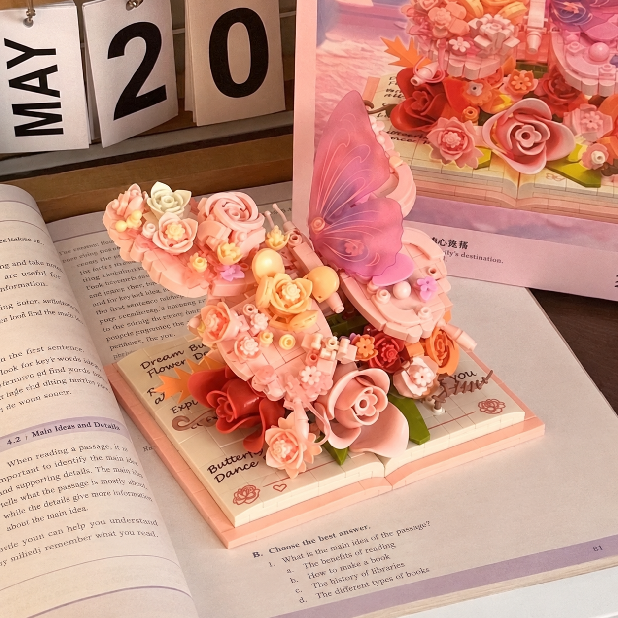 BloomBook – Romantisk og kreativt – 3D-blomsterbok med roser og sommerfugler