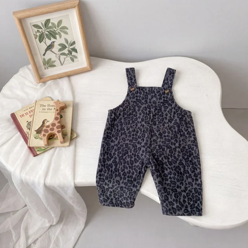LeopardChic – Trendy og komfortable – Jentebukser med leopardmønster