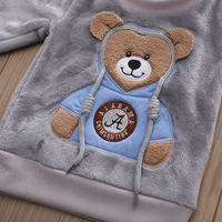 Thumbnail for CozyBear – Varmt og mykt – Treningsdrakt for barn med bjørnemotiv
