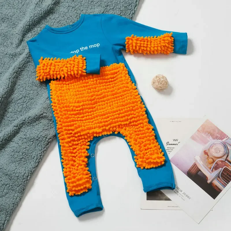 TinyCleaner – Myk og praktisk – babyjumpsuit til å krype og leke i