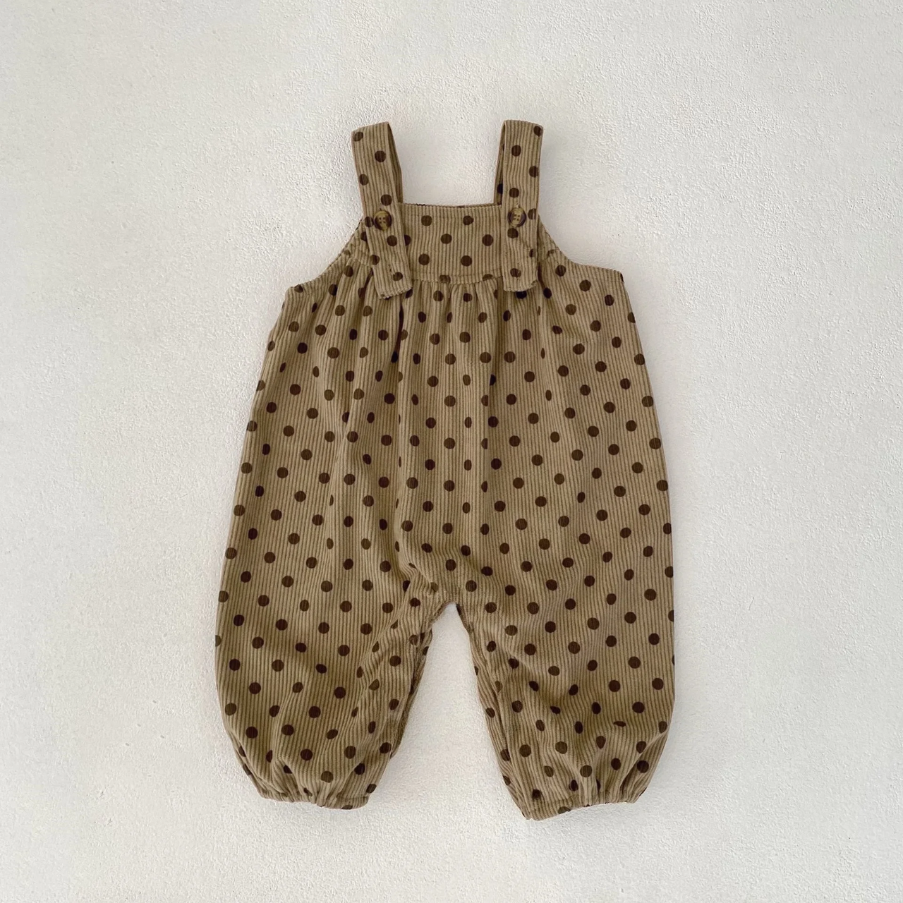 BabyBloom – Søt og behagelig – Jumpsuit med prikkete mønster